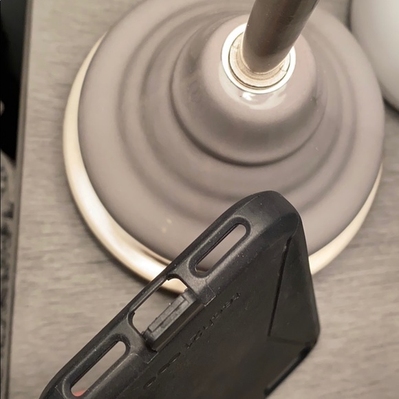 black iPhone case - Picture 5 of 6